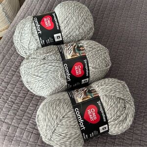 Red Heart® Comfort® Yarn, Acrylic #4 Medium, 12oz/340g, 649 Yards in Gray Marl